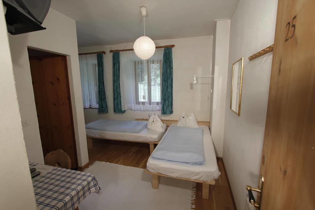 Hotel Veduta Cinuos-Chel Dış mekan fotoğraf